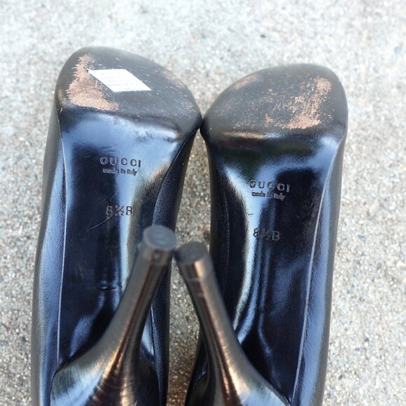 Authentic GUCCI Classic Black Leather Pumps 8.5 (Fit 7.5) - Picture 10 of 11